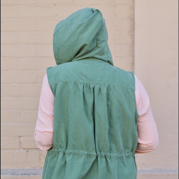 Army Green Drape Front Hooded Vest - Picture 2 of 7